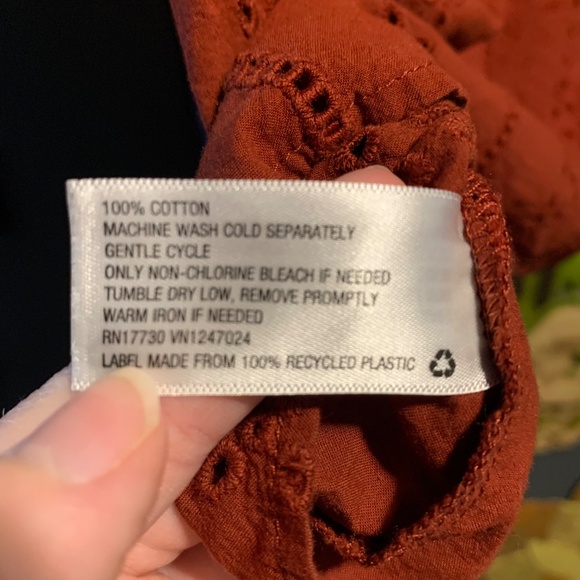 Universal Thread top - Picture 3 of 4